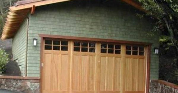 wood carriage house style garage doors