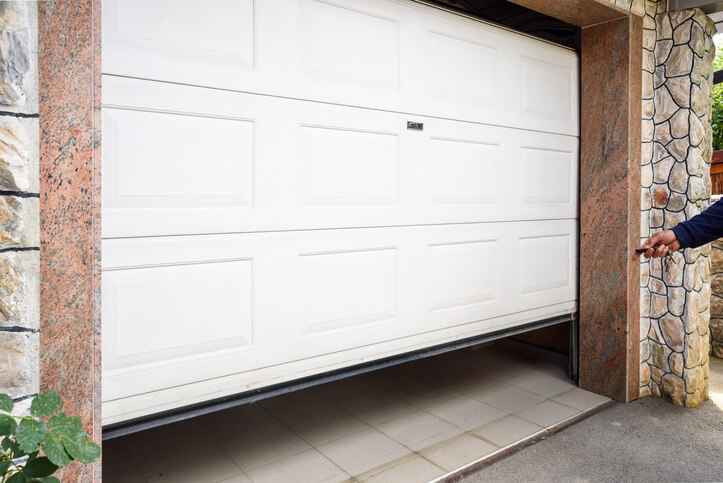 Garage Door Repair in Bellevue