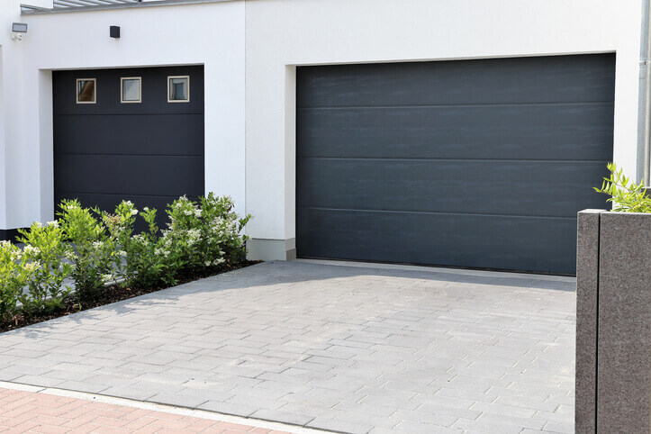 garage door installation service company